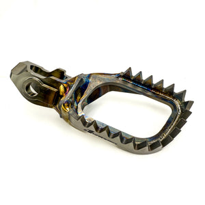 Ti-CTRL Footpegs - Mud-Free  - Yamaha